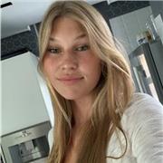 Me defino como una persona trabajadora, consistente y paciente Mi enfoque en la enseñanza se basa en la dedicación para ayudar a mis estudiantes a alcanzar su máximo potencial.
Ofrezco clases de todas las asignaturas del bachillerato científico para estu